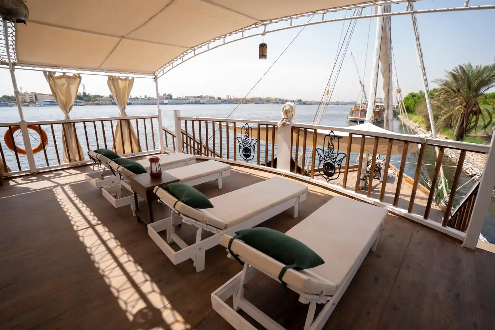 Fatma Dahabiya 7 Day Return Sail to Luxor